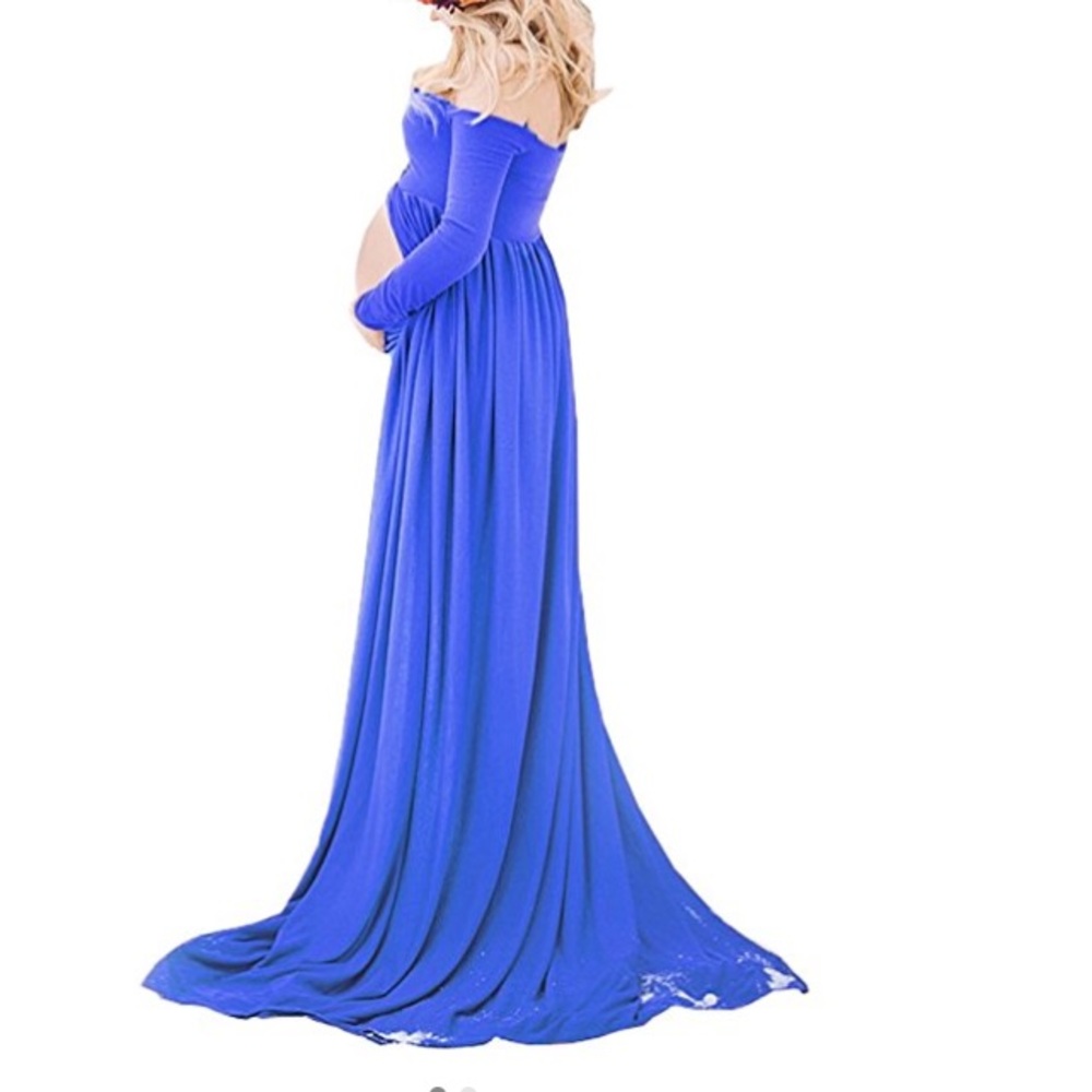Blue cotton maternity split front gown.